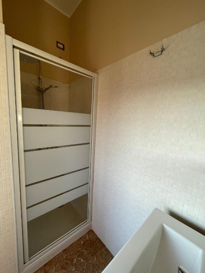 Casa Viola A 900 Mt Dalla Staz. Centrale Pescara Exterior foto